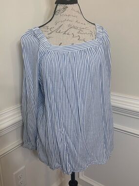 Striped‎ Stretchy Square-Neck Women’s Blouse - Blue & White